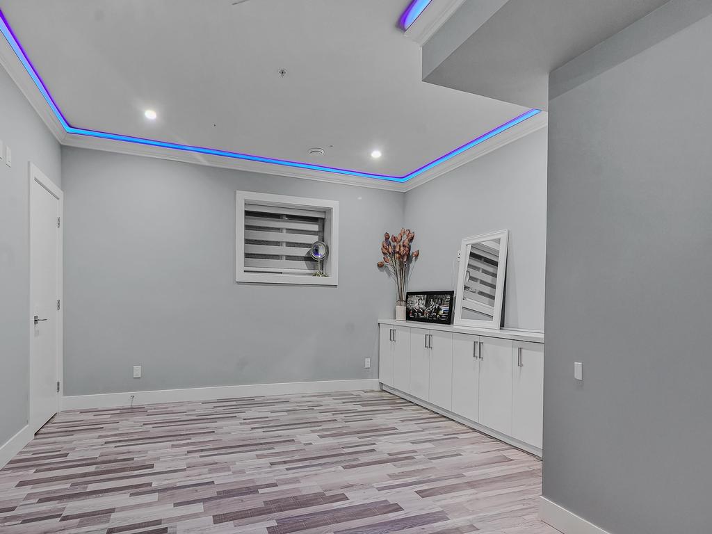 Listing Image for R3080498