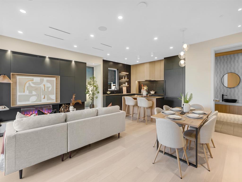 Listing Image for R3080500