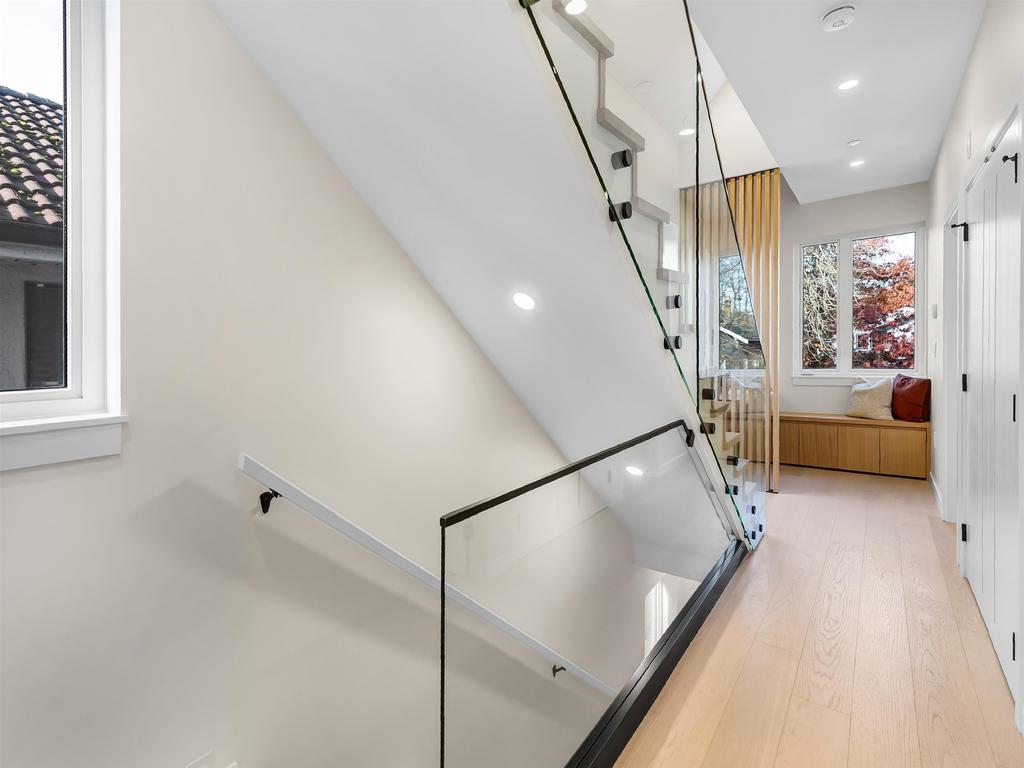 Listing Image for R3080500