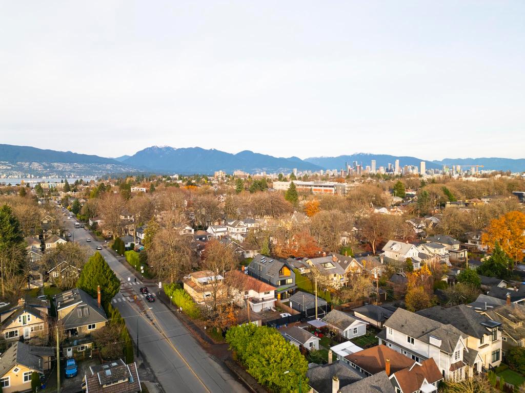 Listing Image for R3080500