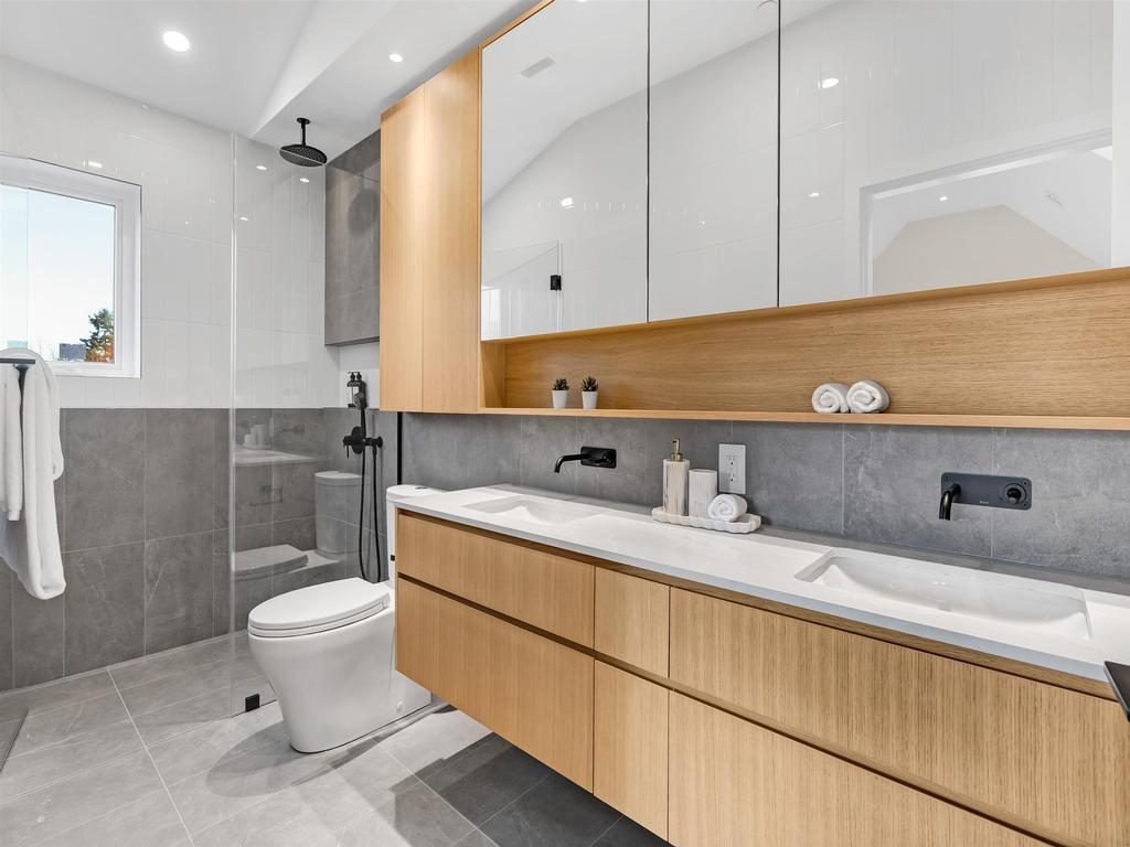 Listing Image for R3080500