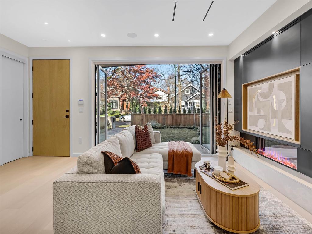 Listing Image for R3080500