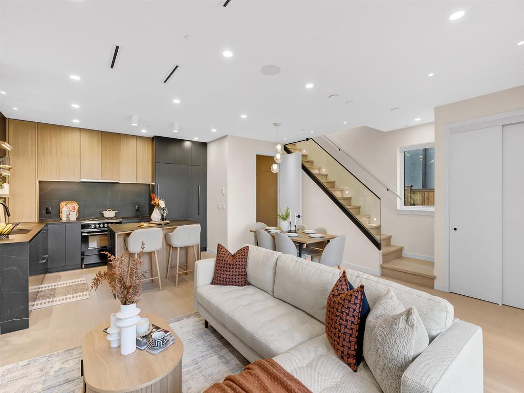 Listing Image for R3080501