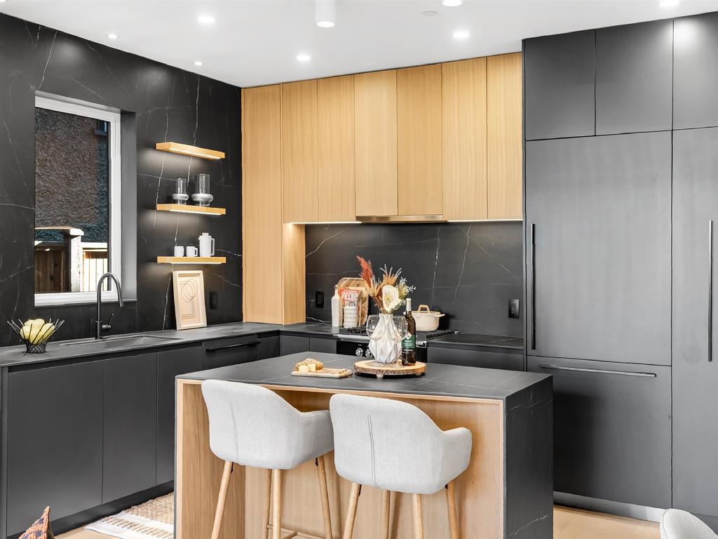 Listing Image for R3080501