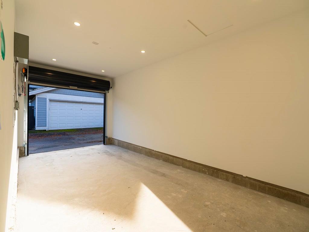 Listing Image for R3080501