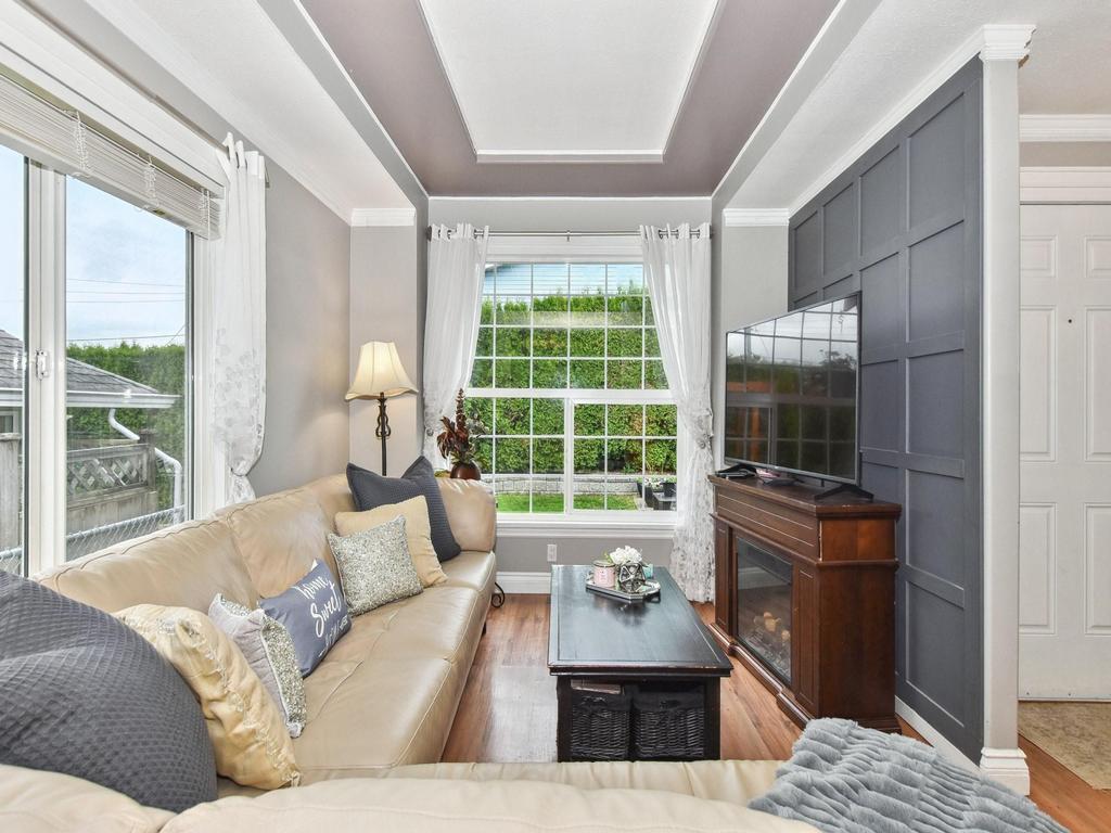 Listing Image for R3080503