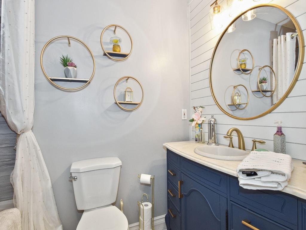 Listing Image for R3080503