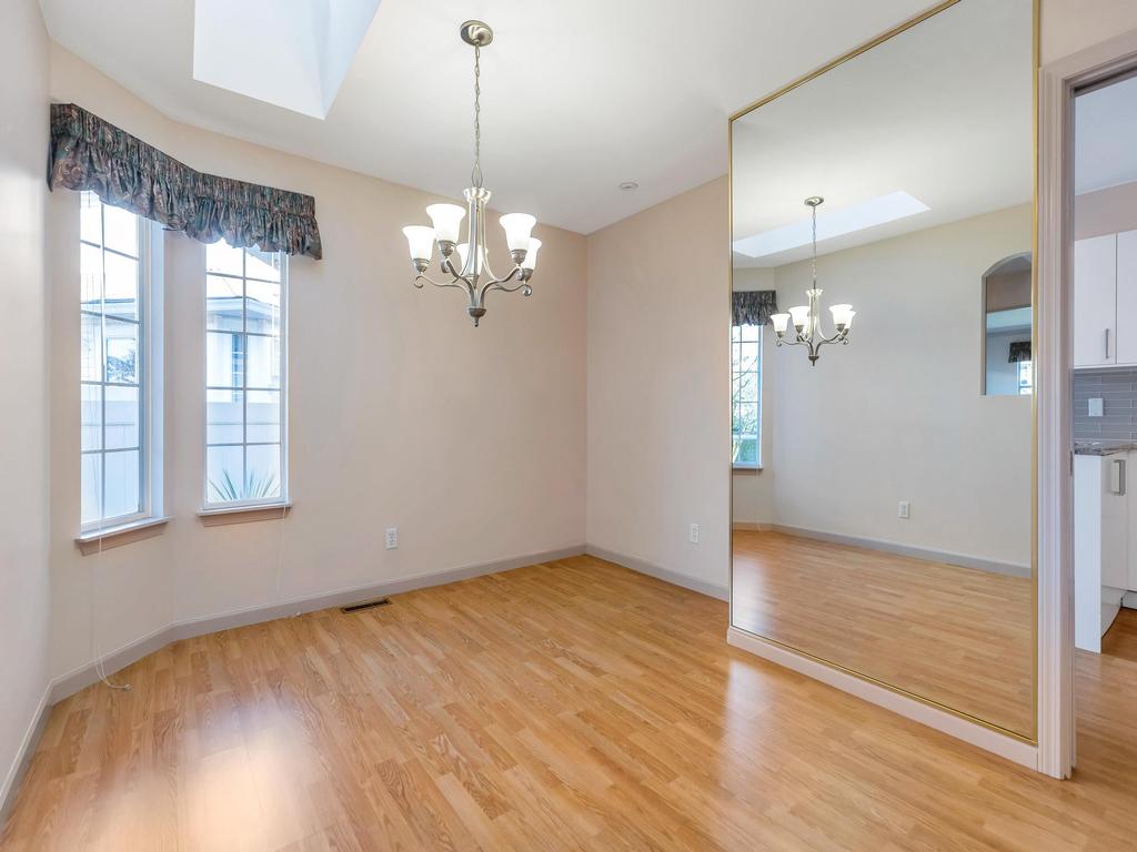 Listing Image for R3080505