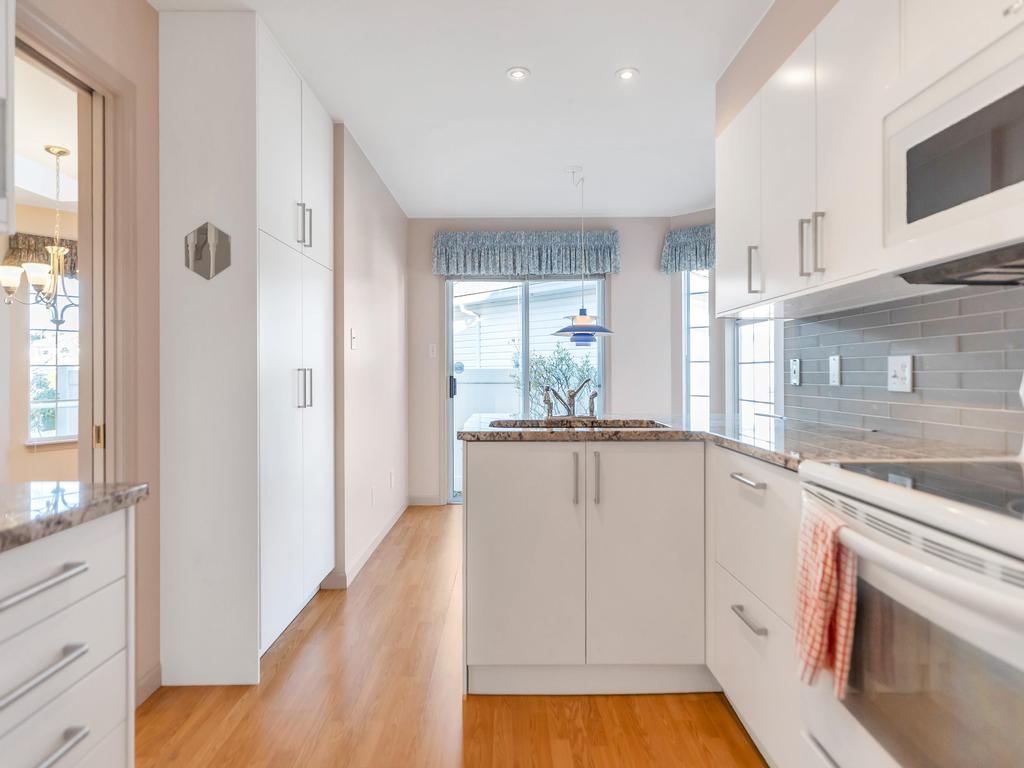 Listing Image for R3080505