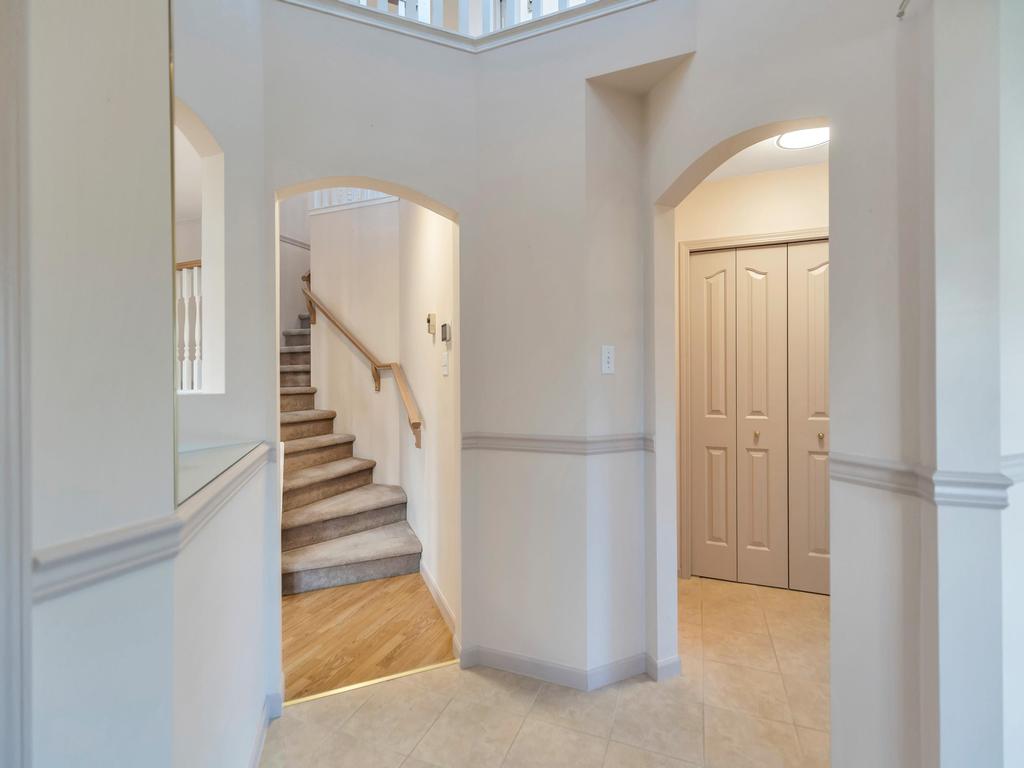 Listing Image for R3080505