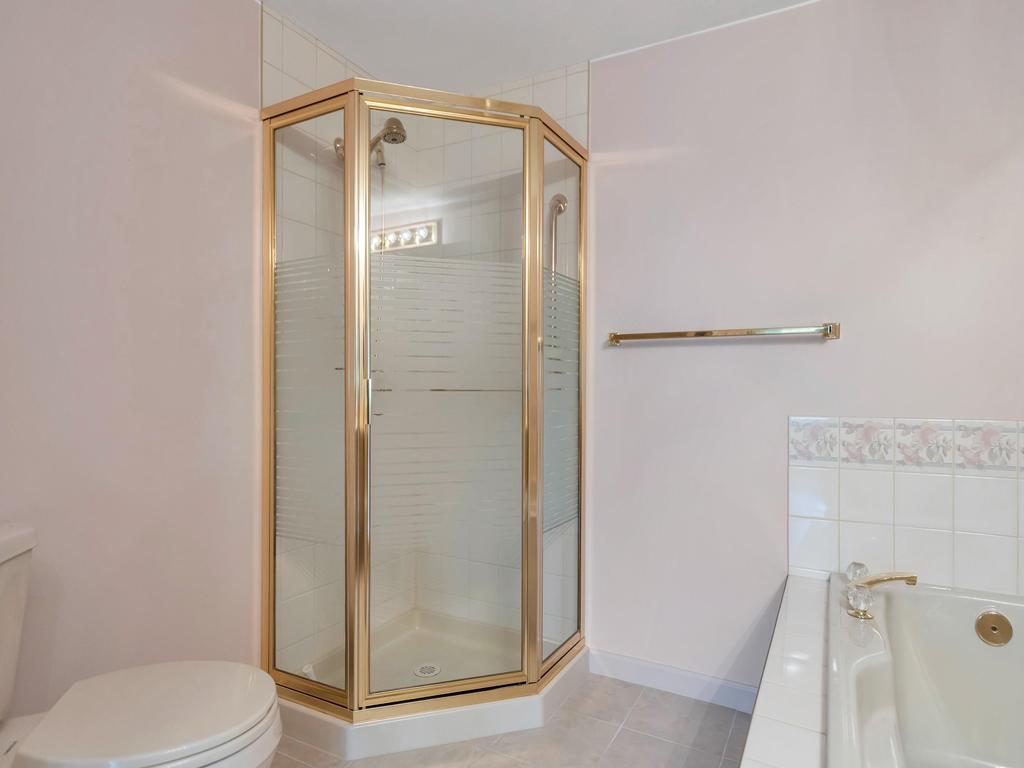 Listing Image for R3080505