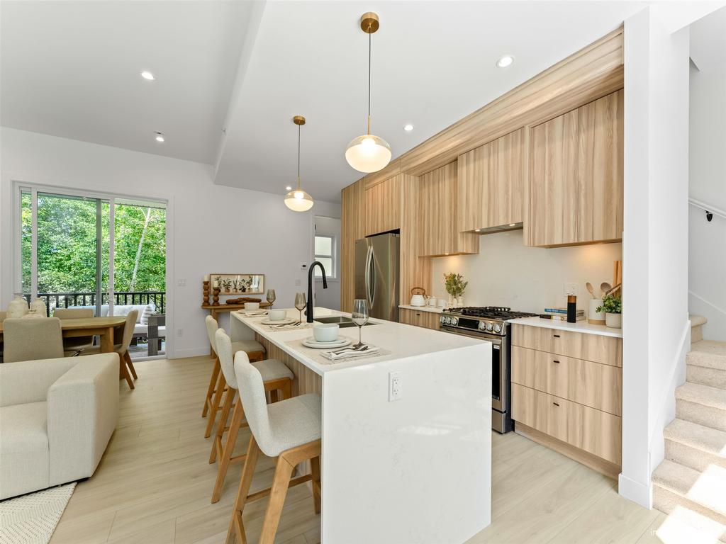 Listing Image for R3080510