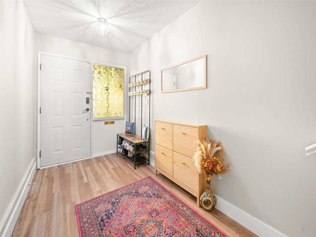 Listing Image for R3080515