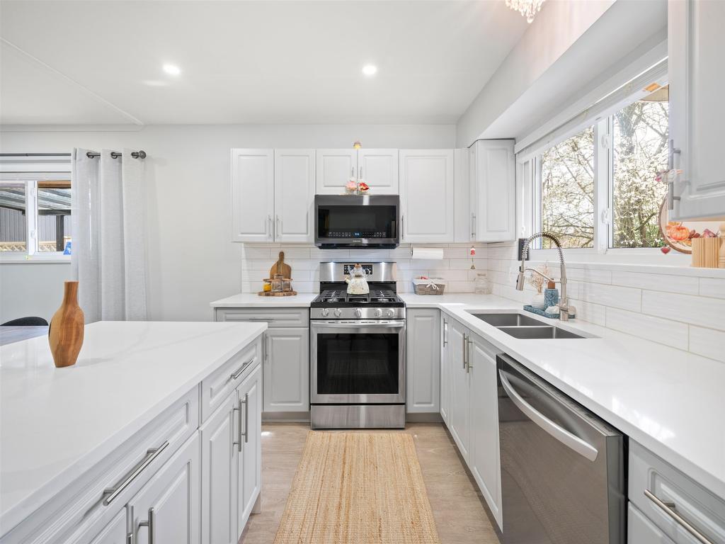 Listing Image for R3080515