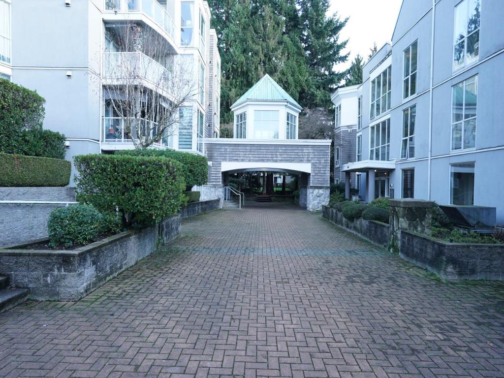 Listing Image for R3080524