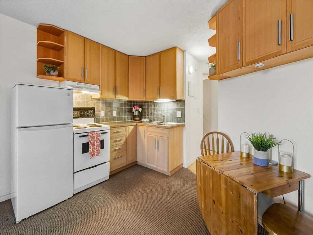 Listing Image for R3080543