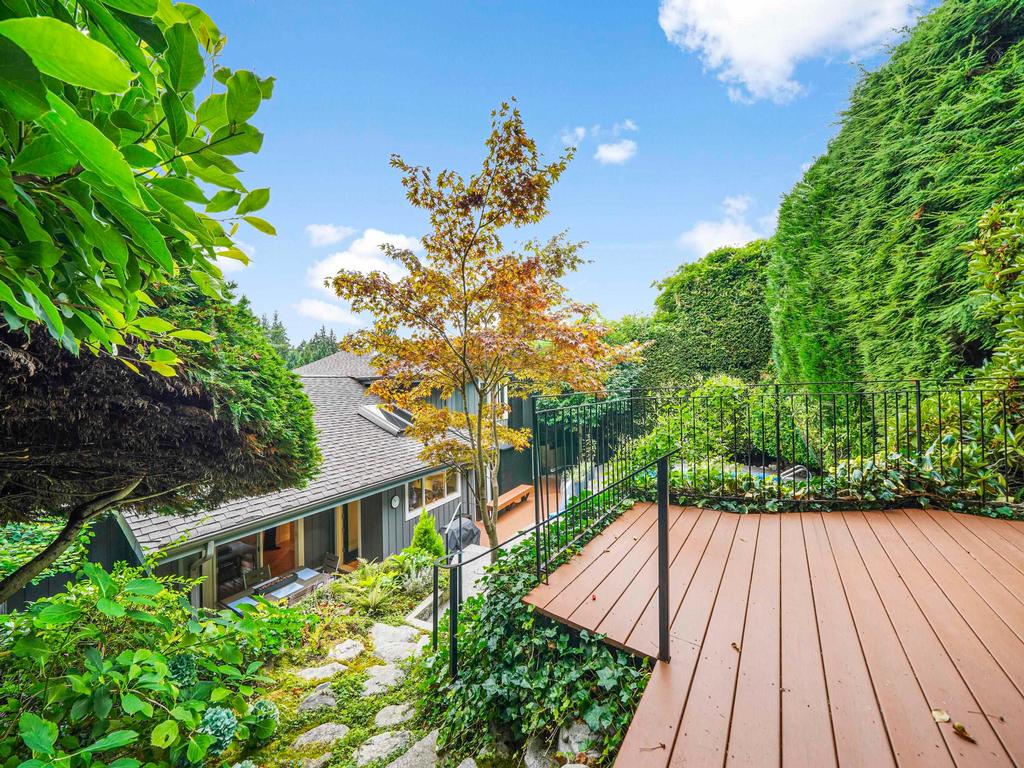 Listing Image for R3080556