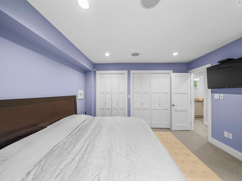 Listing Image for R3080556