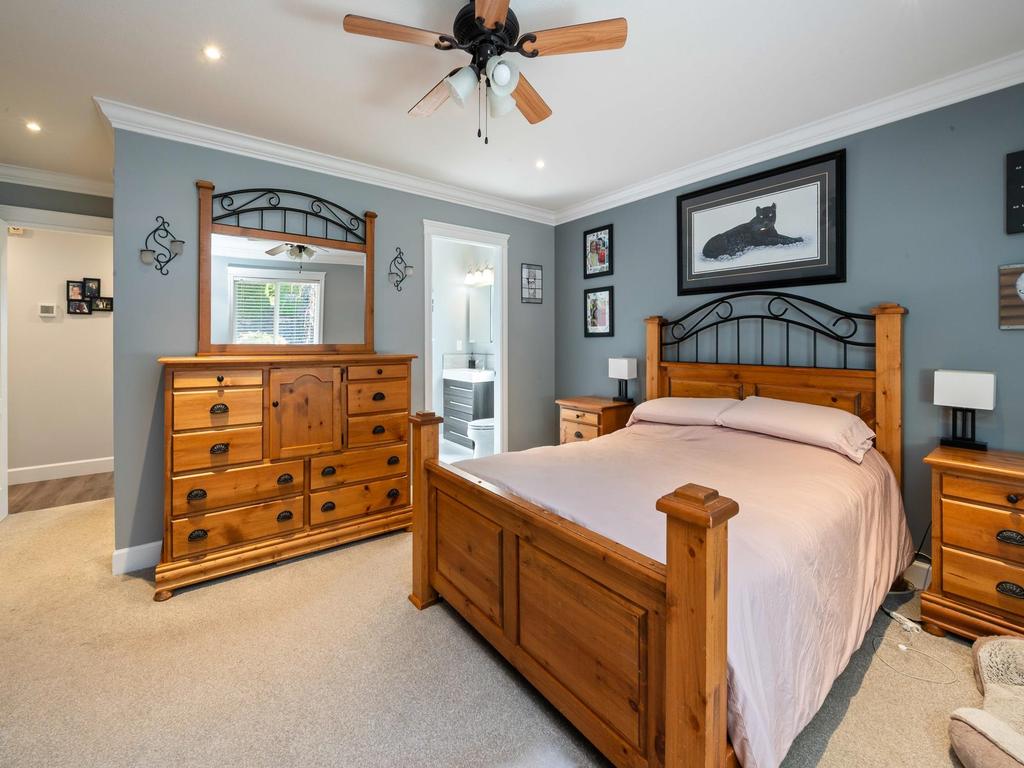 Listing Image for R3080557