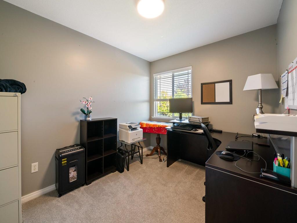 Listing Image for R3080557