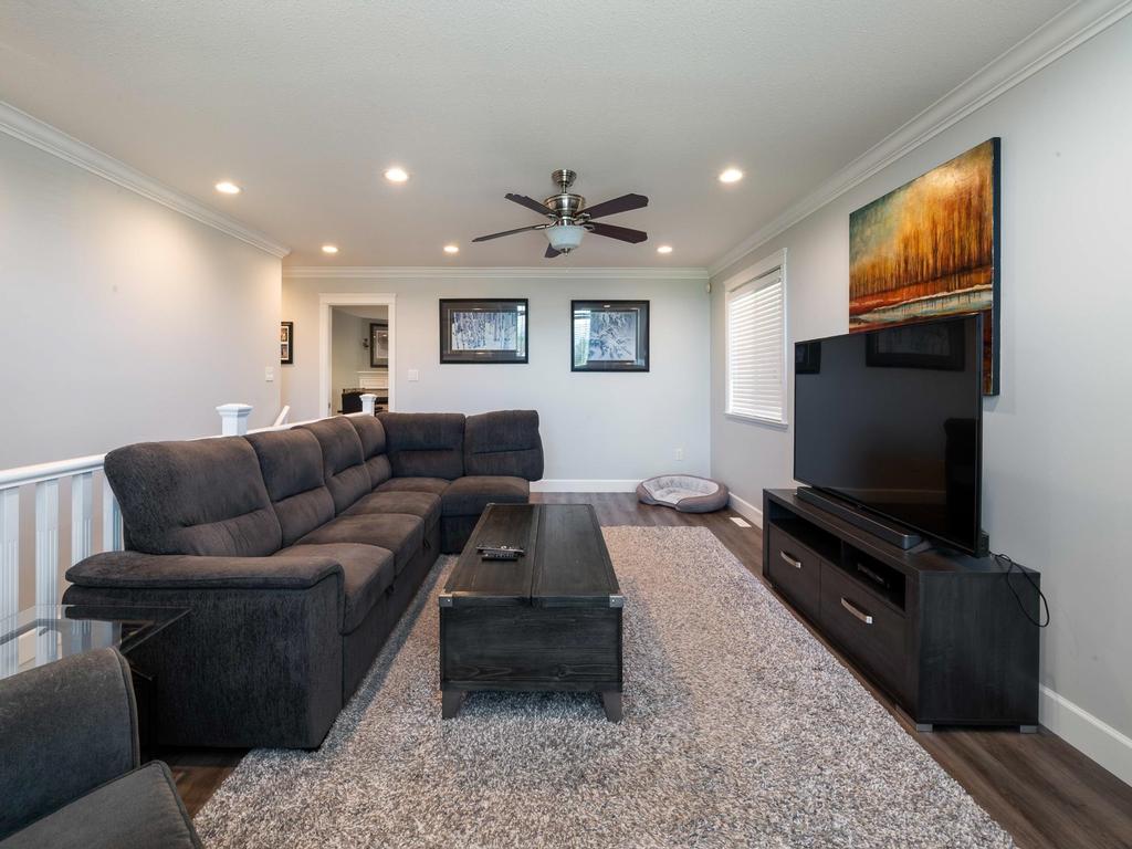 Listing Image for R3080557