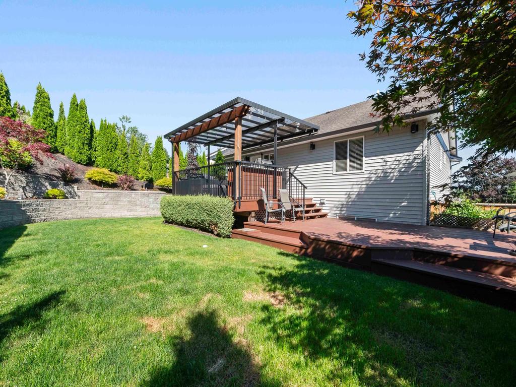 Listing Image for R3080557