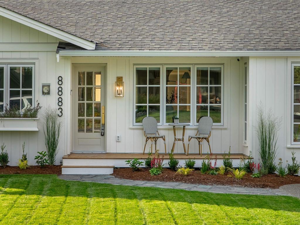 Listing Image for R3080559