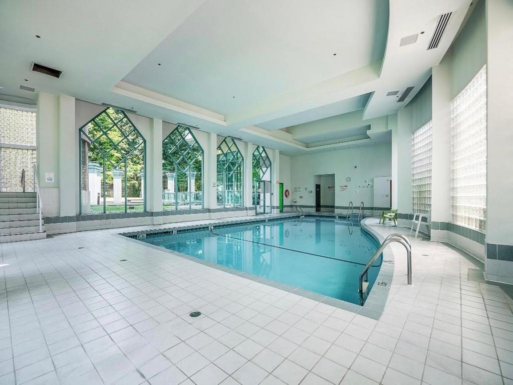 Listing Image for R3080563