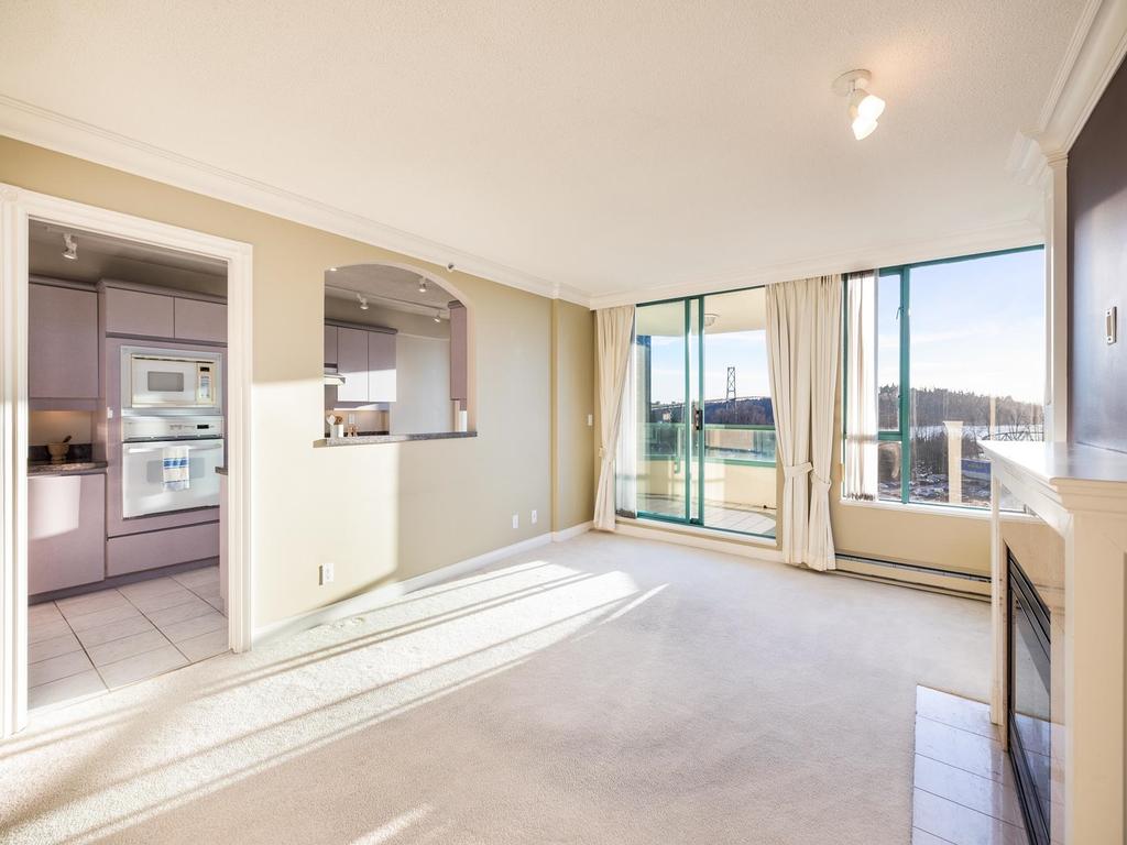 Listing Image for R3080563