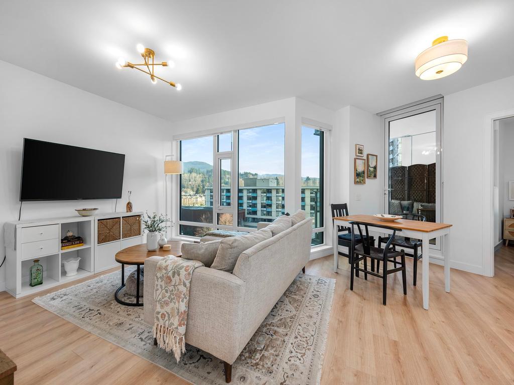 Listing Image for R3080568