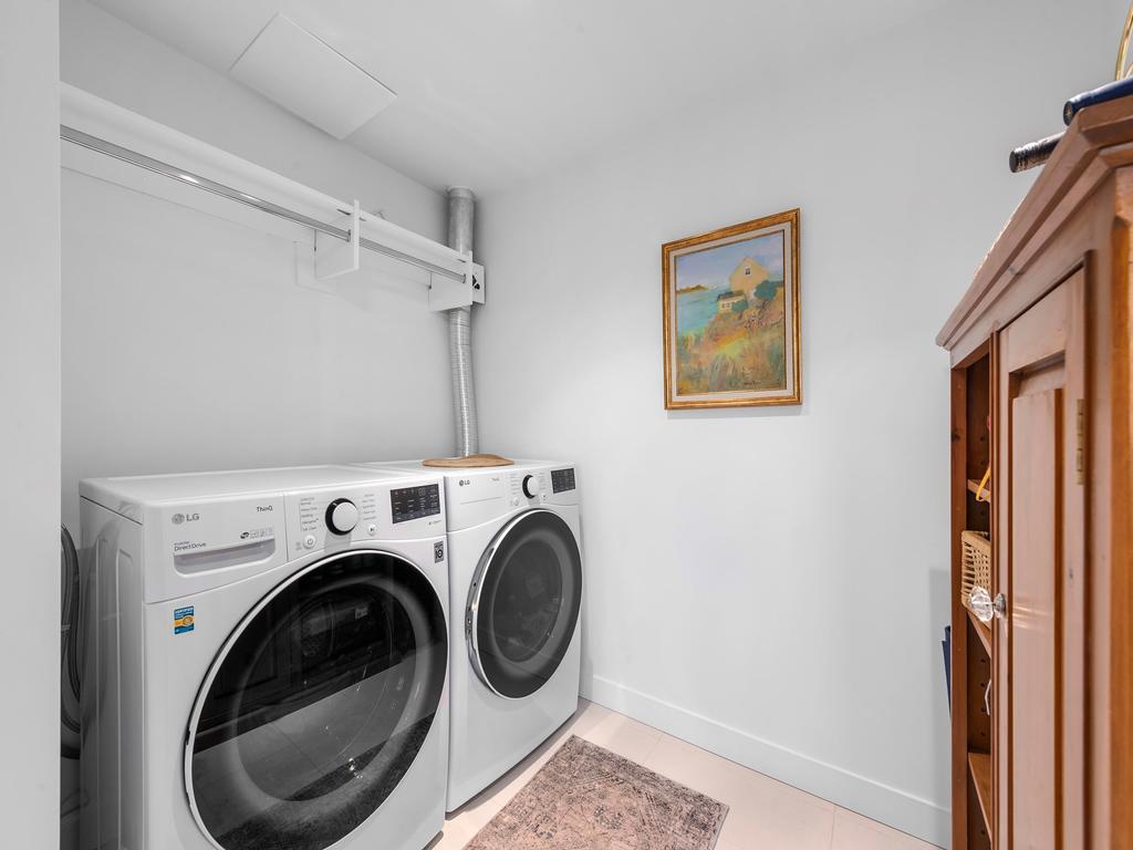 Listing Image for R3080568