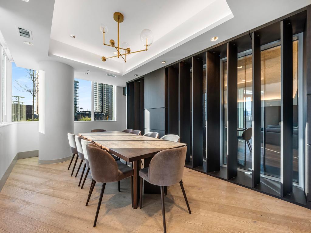 Listing Image for R3080568