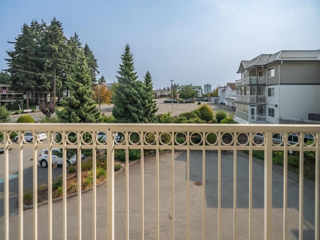 Listing Image for R3080571