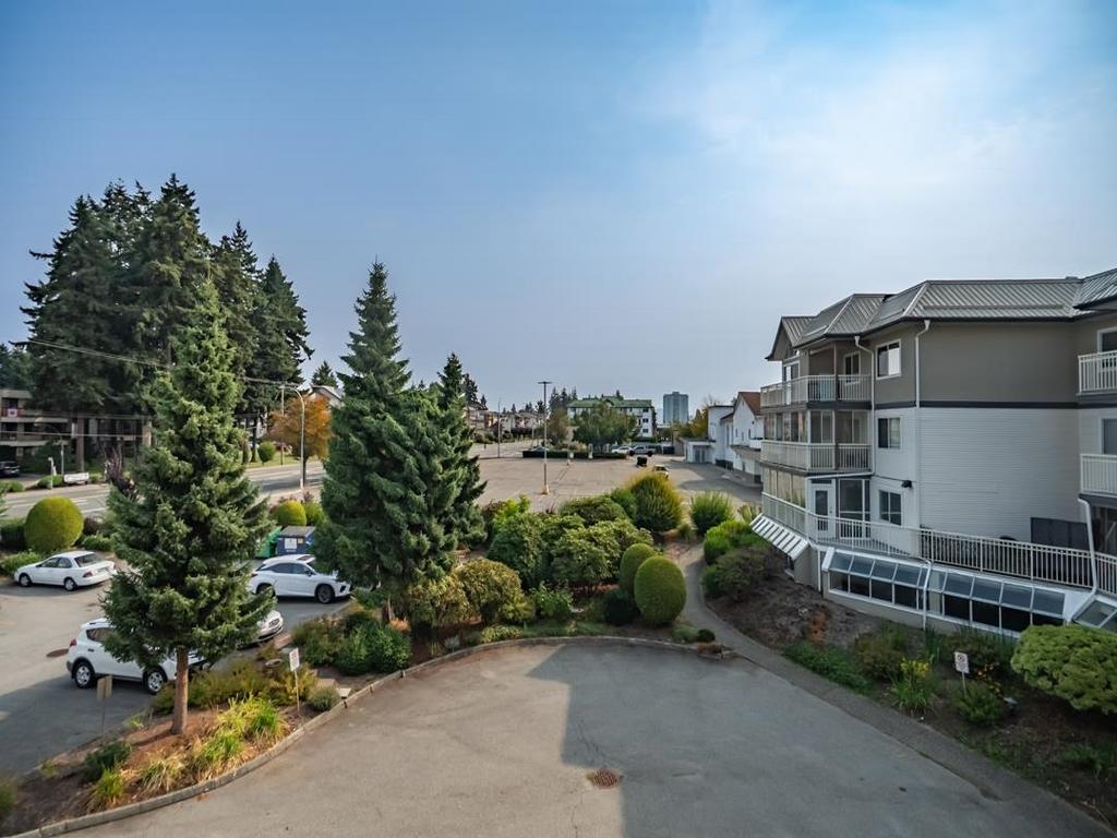 Listing Image for R3080571