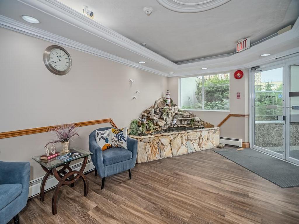 Listing Image for R3080571