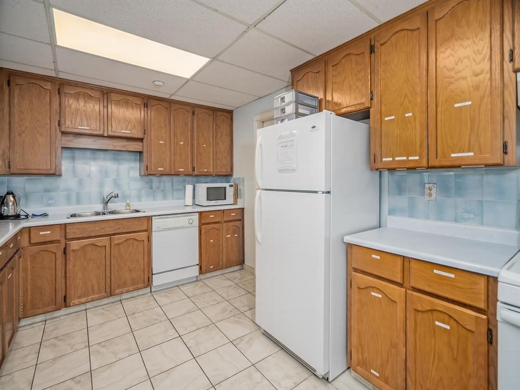 Listing Image for R3080571