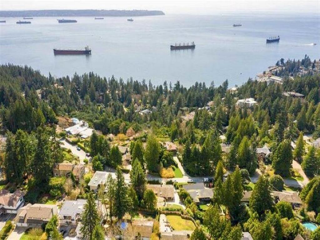 Listing Image for R3080574