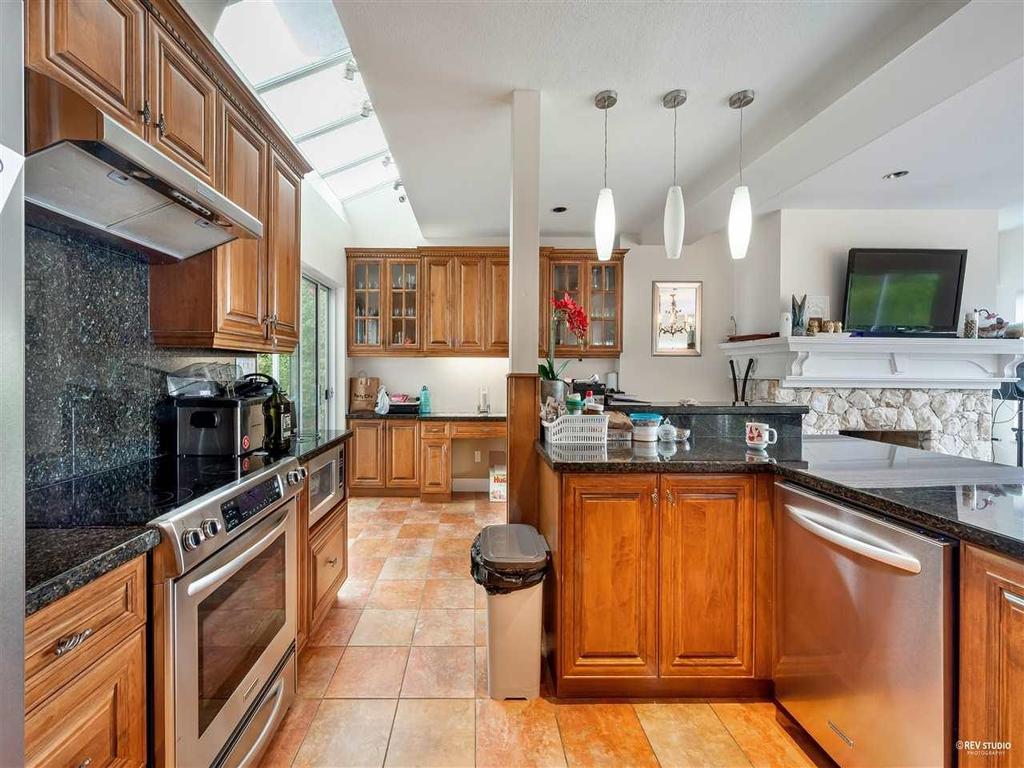 Listing Image for R3080578