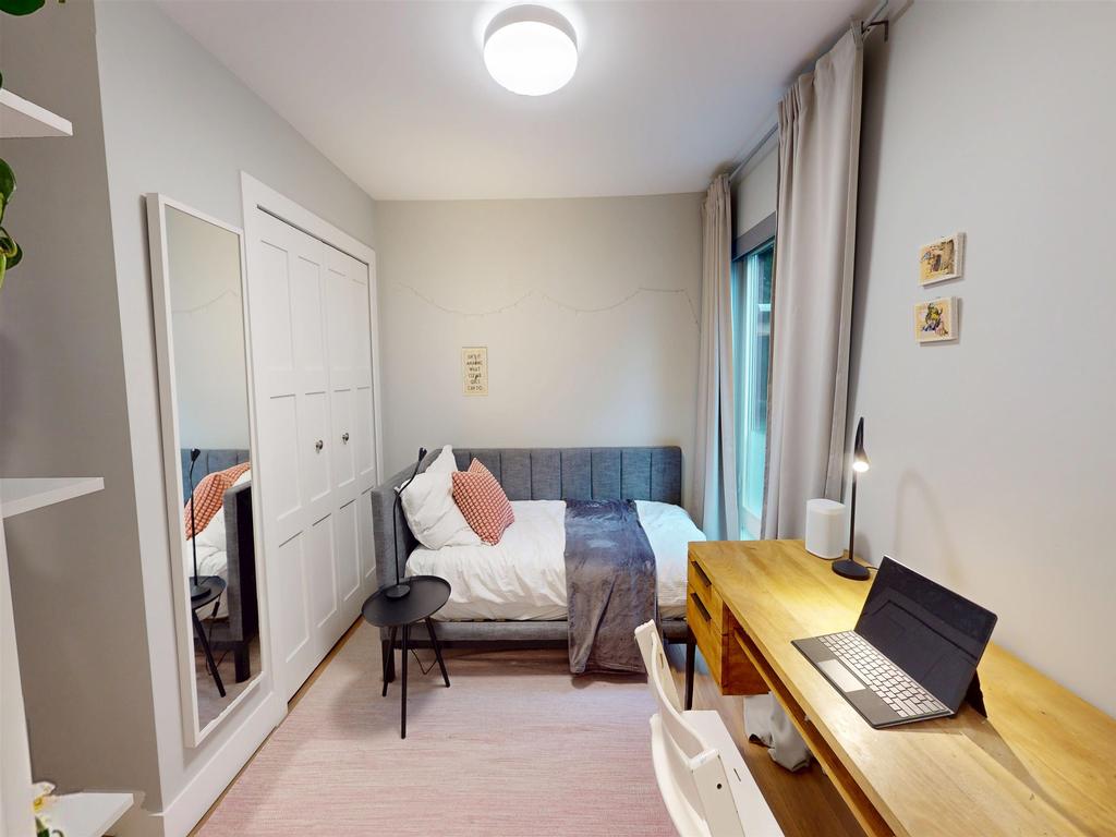 Listing Image for R3080581