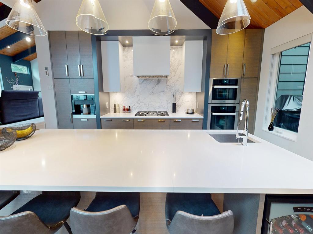 Listing Image for R3080581