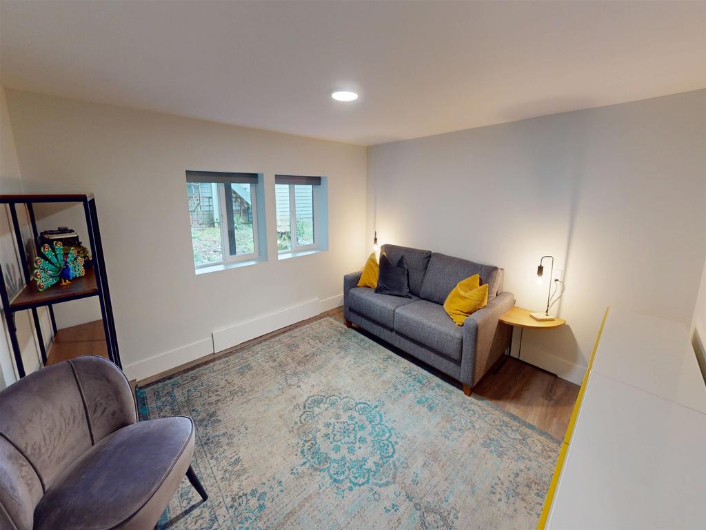 Listing Image for R3080581