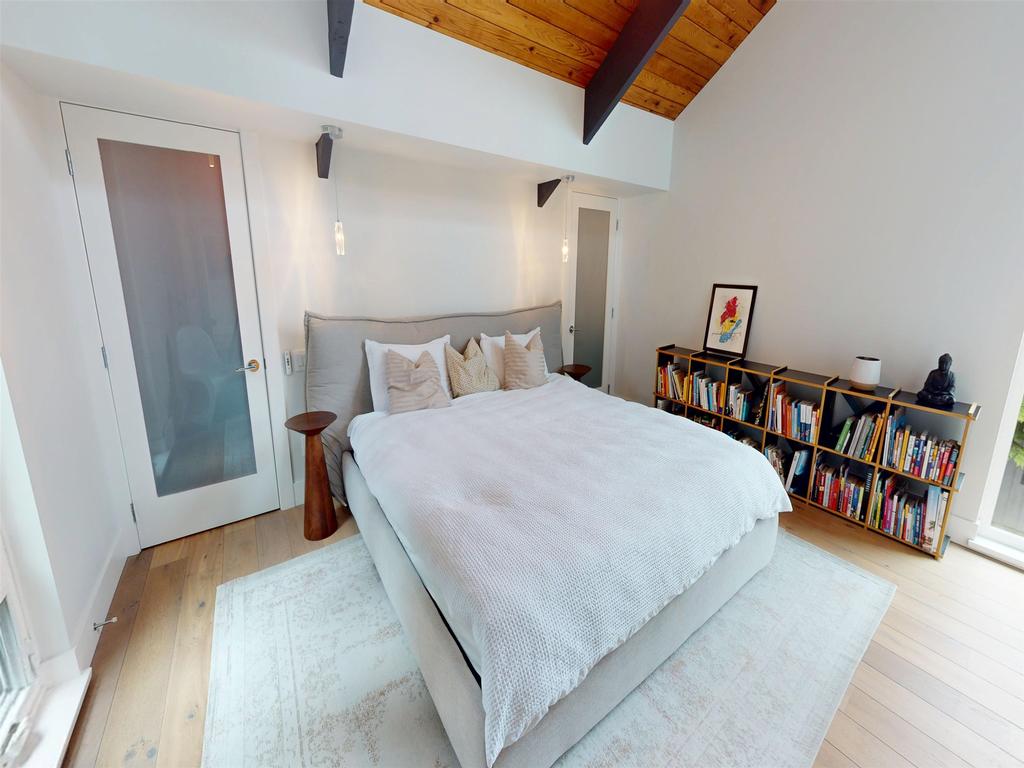 Listing Image for R3080581