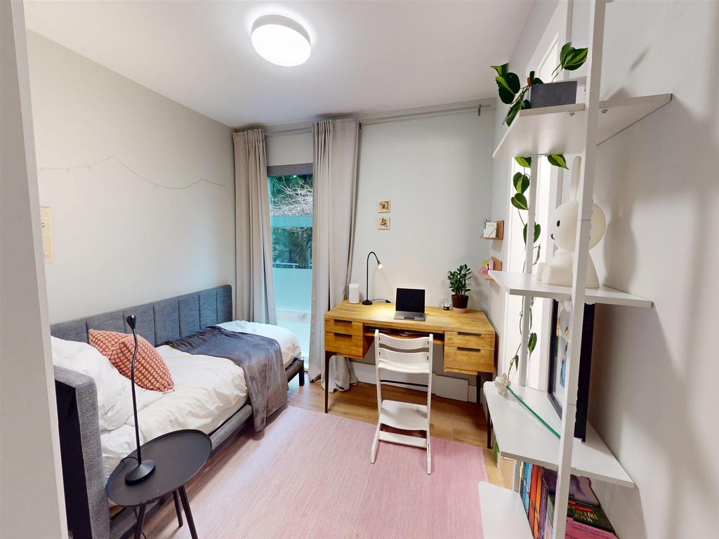 Listing Image for R3080581