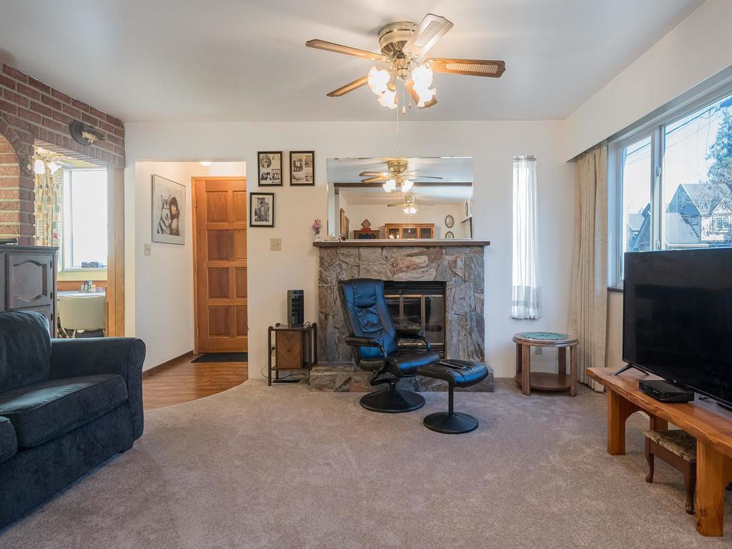 Listing Image for R3080588