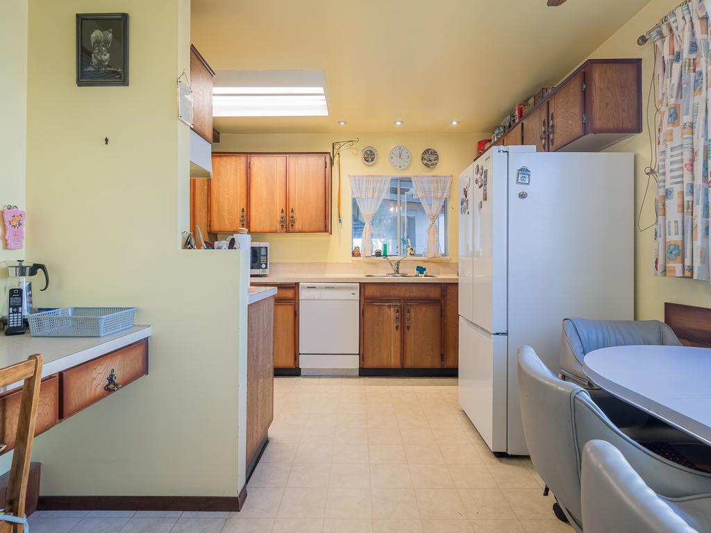 Listing Image for R3080588