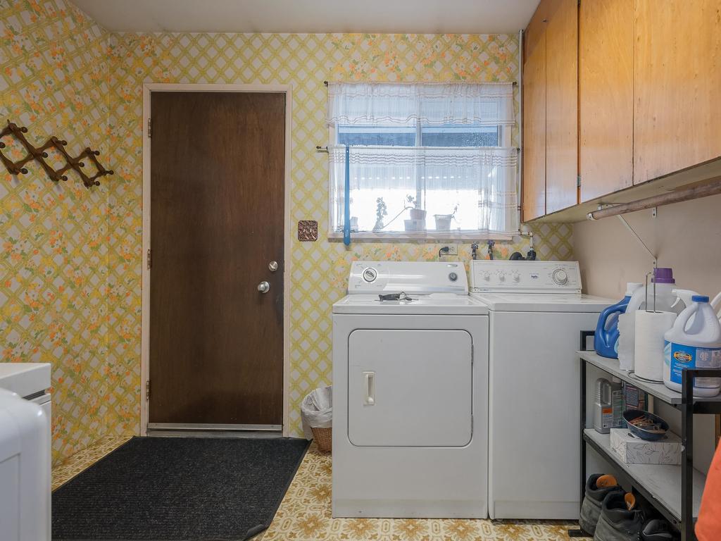 Listing Image for R3080588