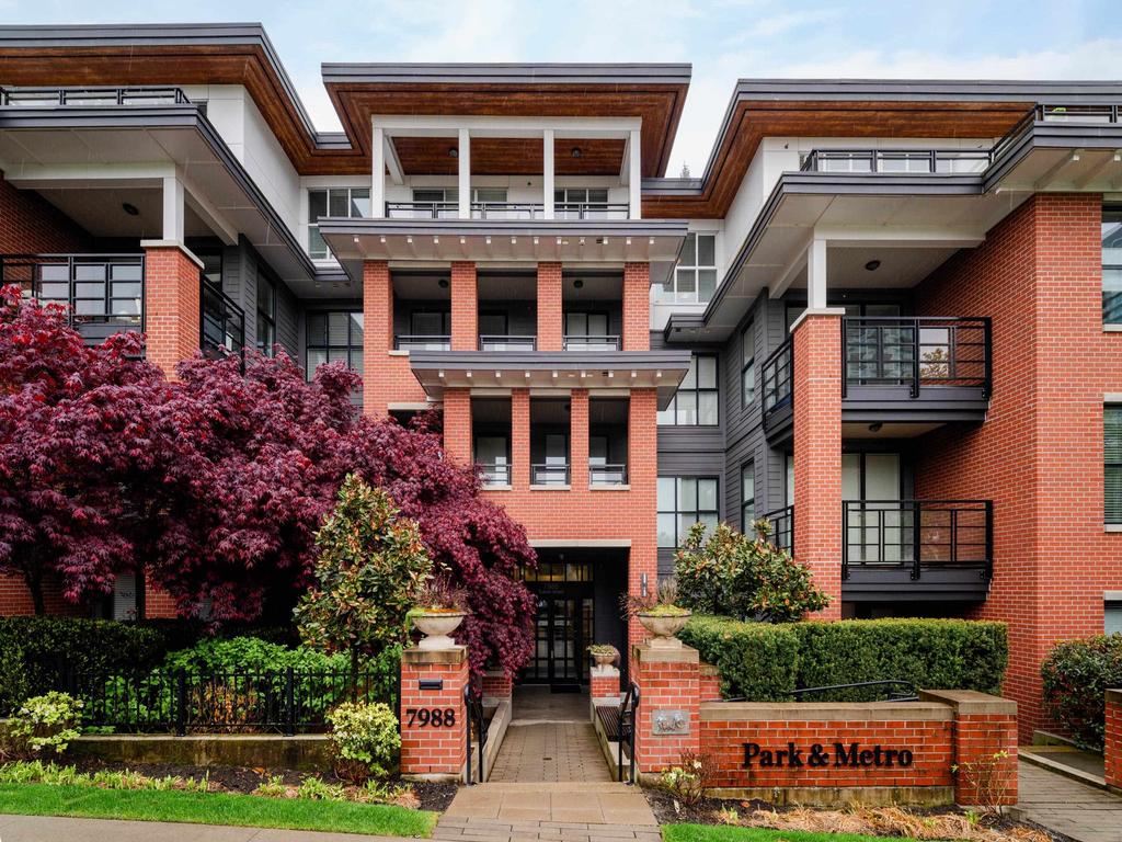 Listing Image for R3080596