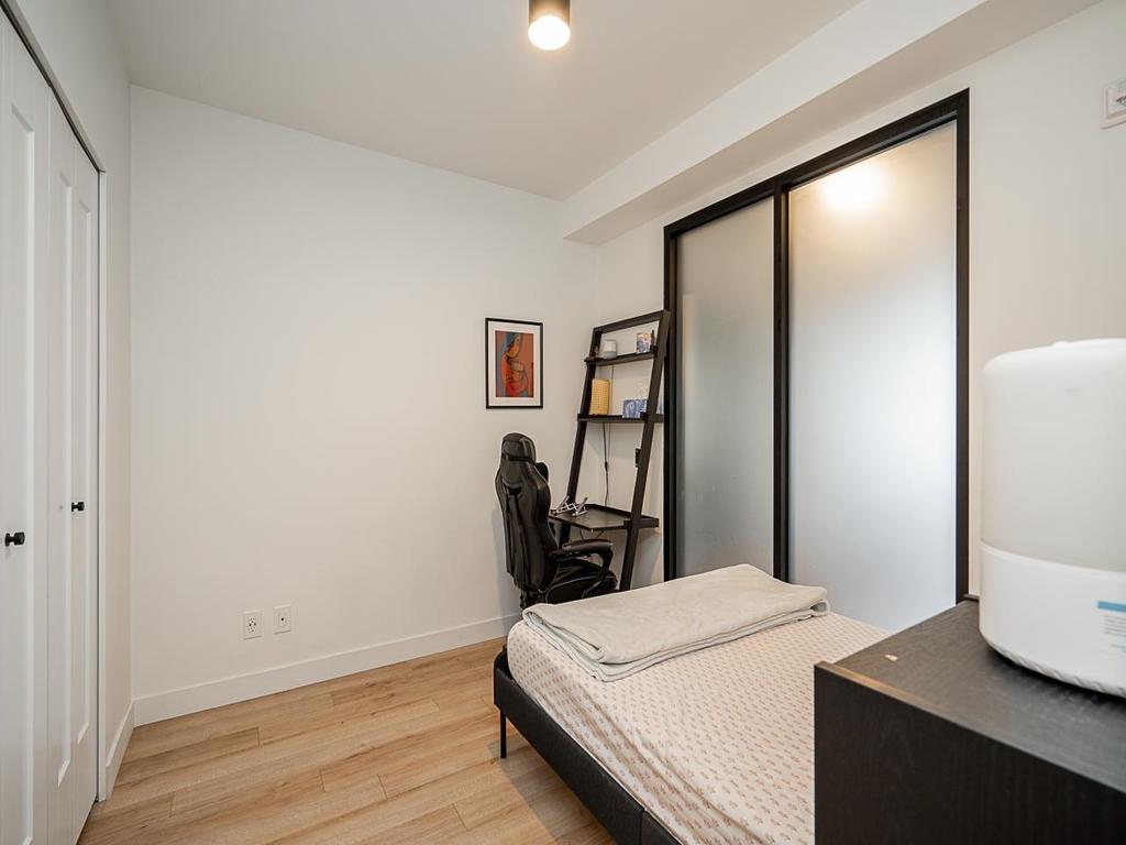 Listing Image for R3080633