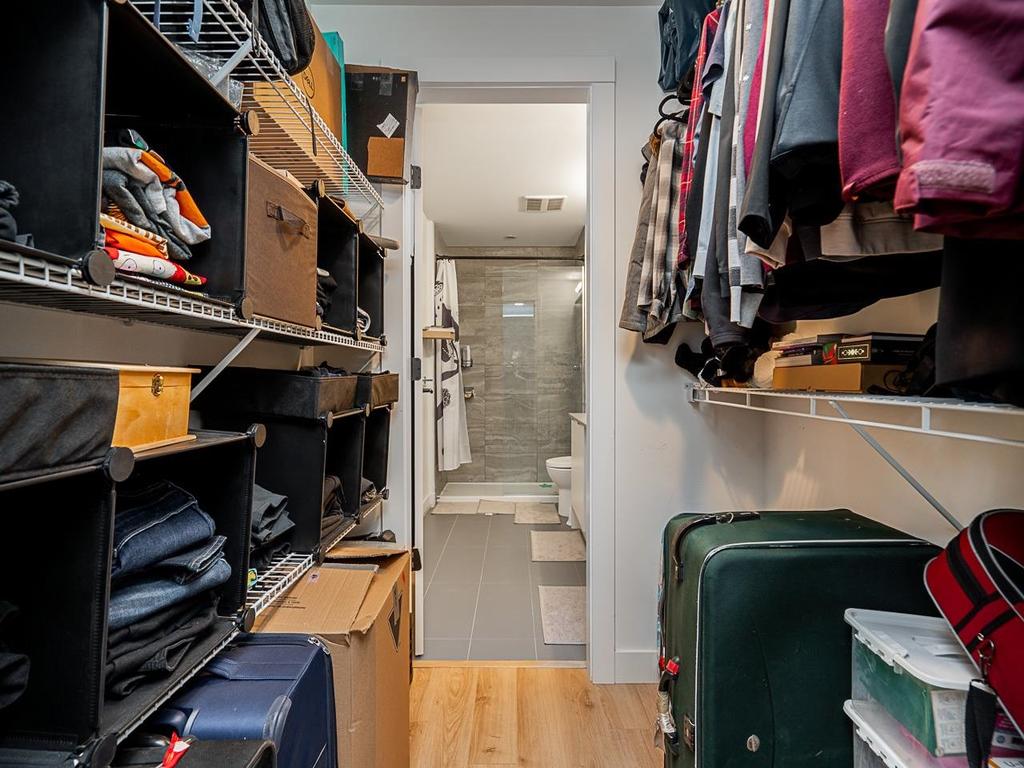 Listing Image for R3080633