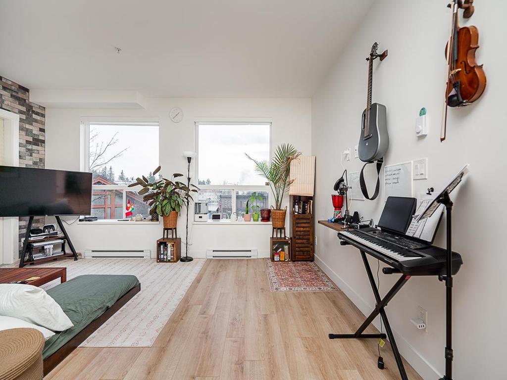 Listing Image for R3080633